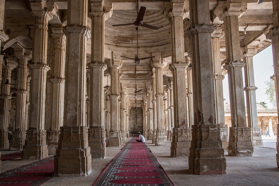 rani-sipris-mosque-tomb